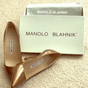 Manolo Blahnik Ladies Pumps